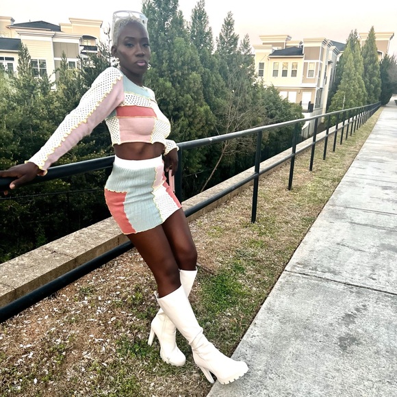 Spring Queen Set - Picture 3 of 3